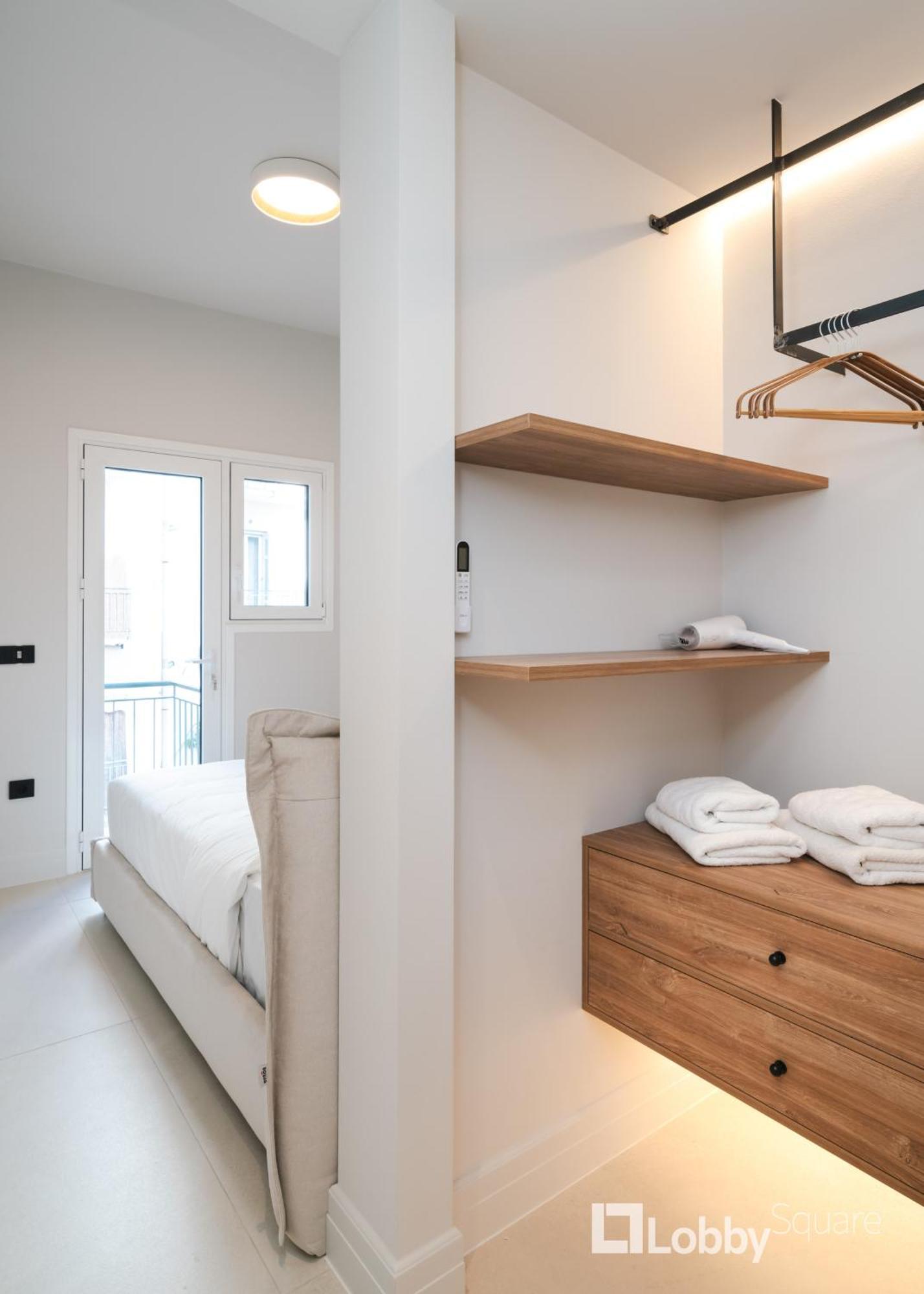 Muse Apartment By Lobbysquare Athens Exterior photo